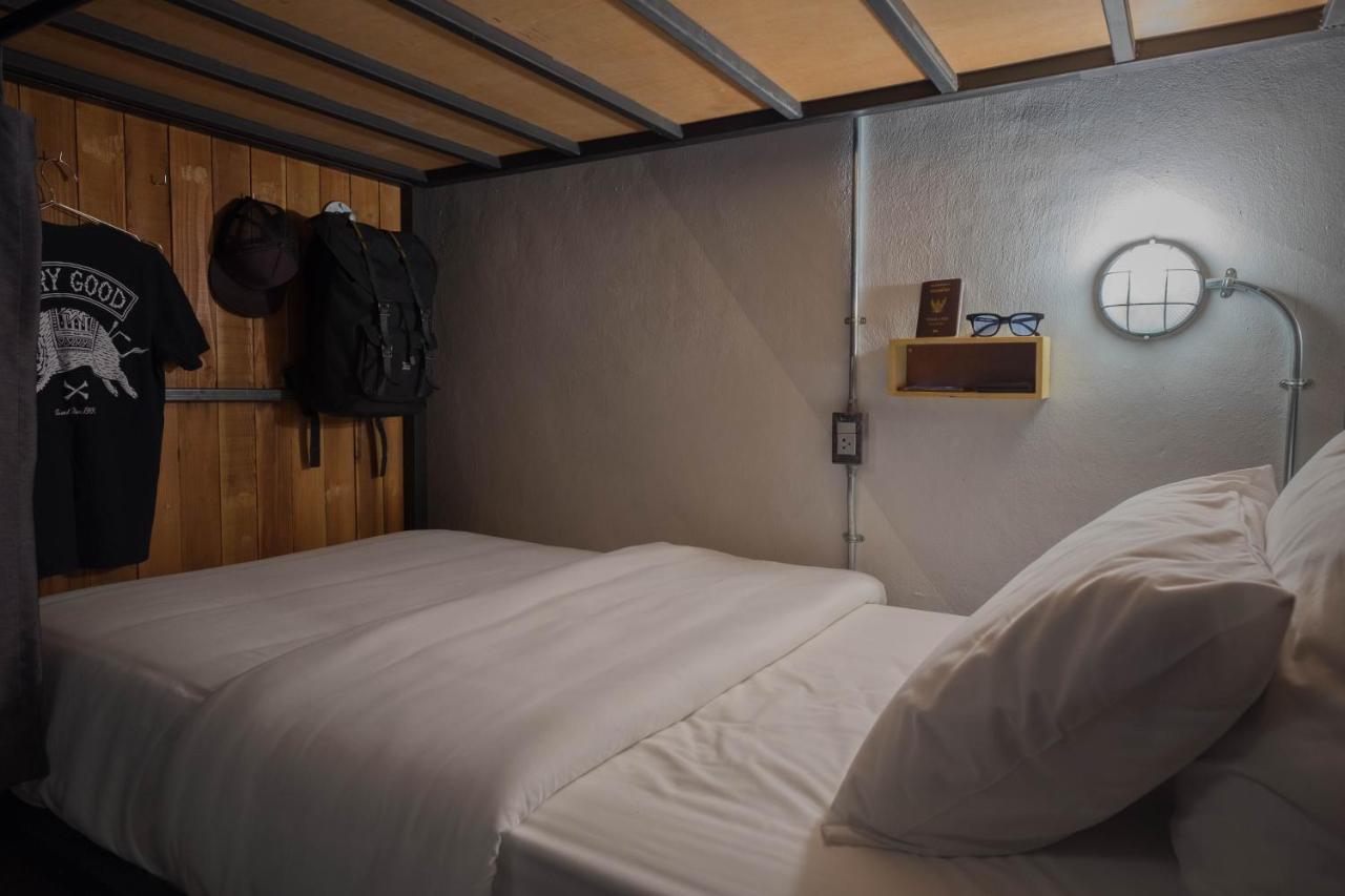 Banana Hostel Donmuang バンコク都 エクステリア 写真